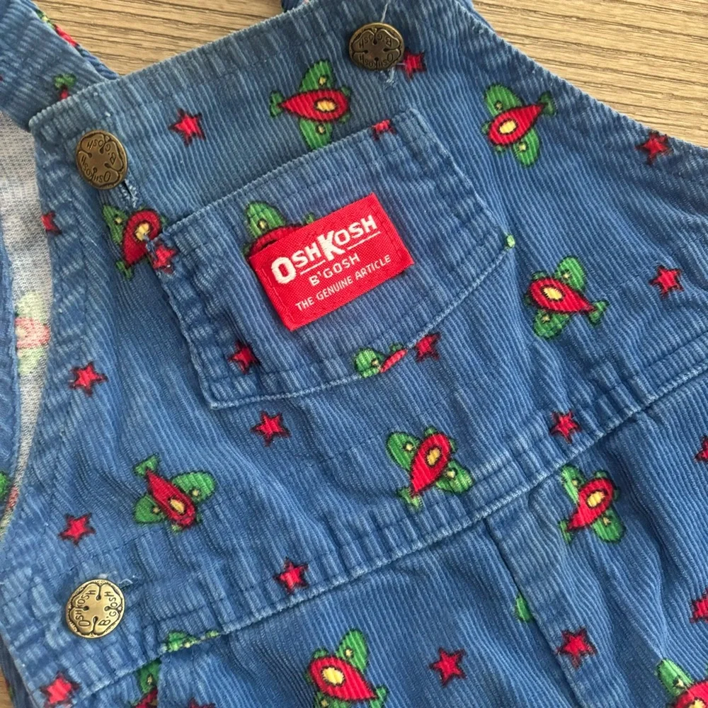 OshKosh B'gosh Kids Blue Overalls size 6/9 Months